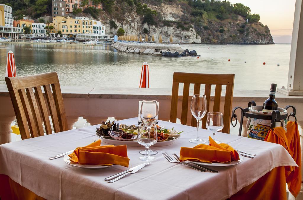 Hotel La Sirenella 拉科阿梅诺 外观 照片