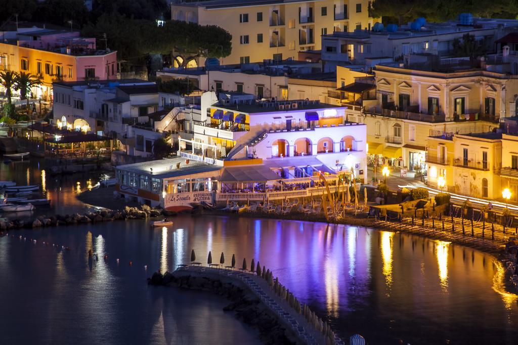 Hotel La Sirenella 拉科阿梅诺 外观 照片