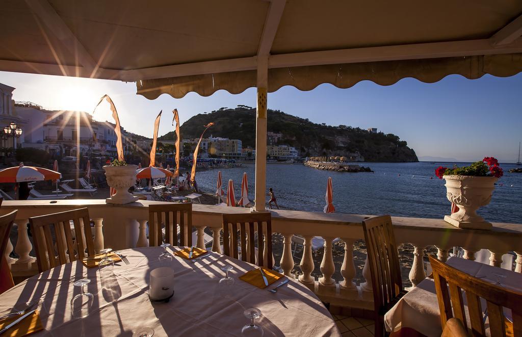 Hotel La Sirenella 拉科阿梅诺 外观 照片