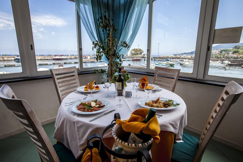 Hotel La Sirenella 拉科阿梅诺 外观 照片
