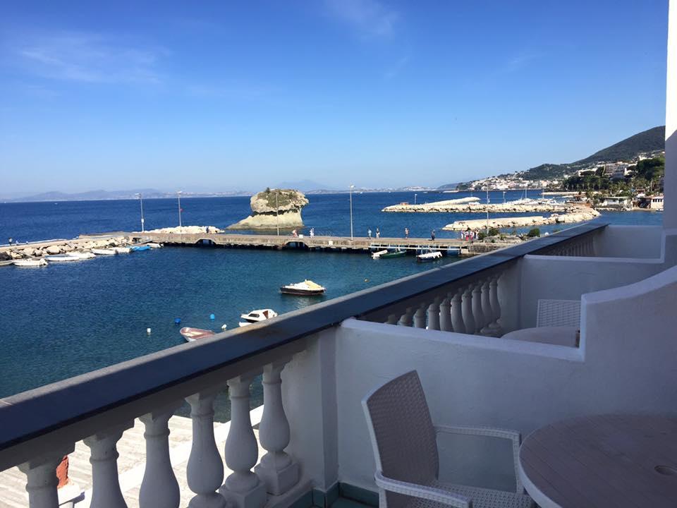 Hotel La Sirenella 拉科阿梅诺 外观 照片